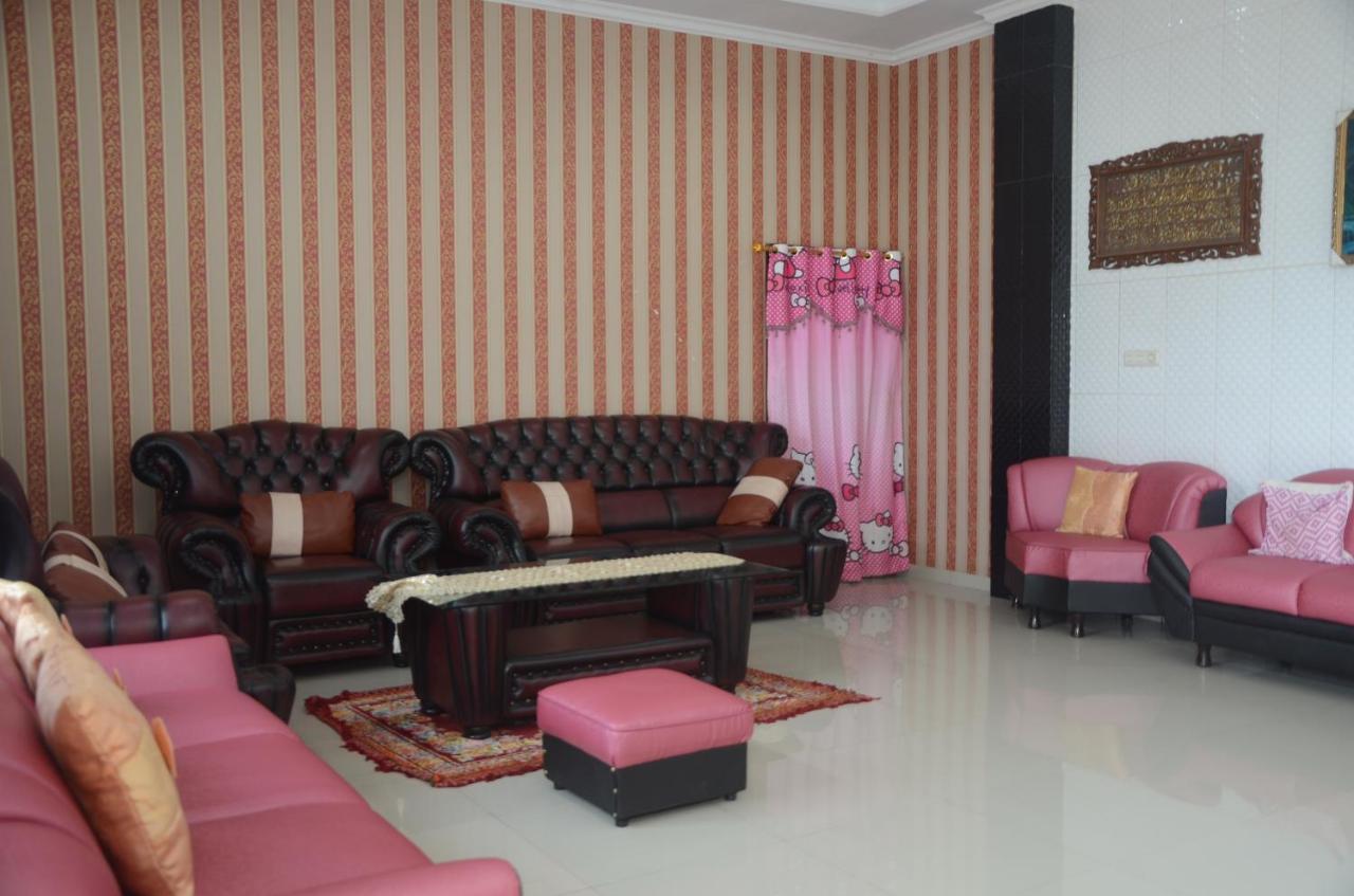 Spot On Oyo 1988 Seril Syariah Hotel 2*