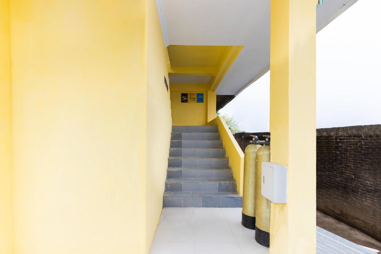 Spot On Oyo 1988 Seril Syariah Hotel 2*
