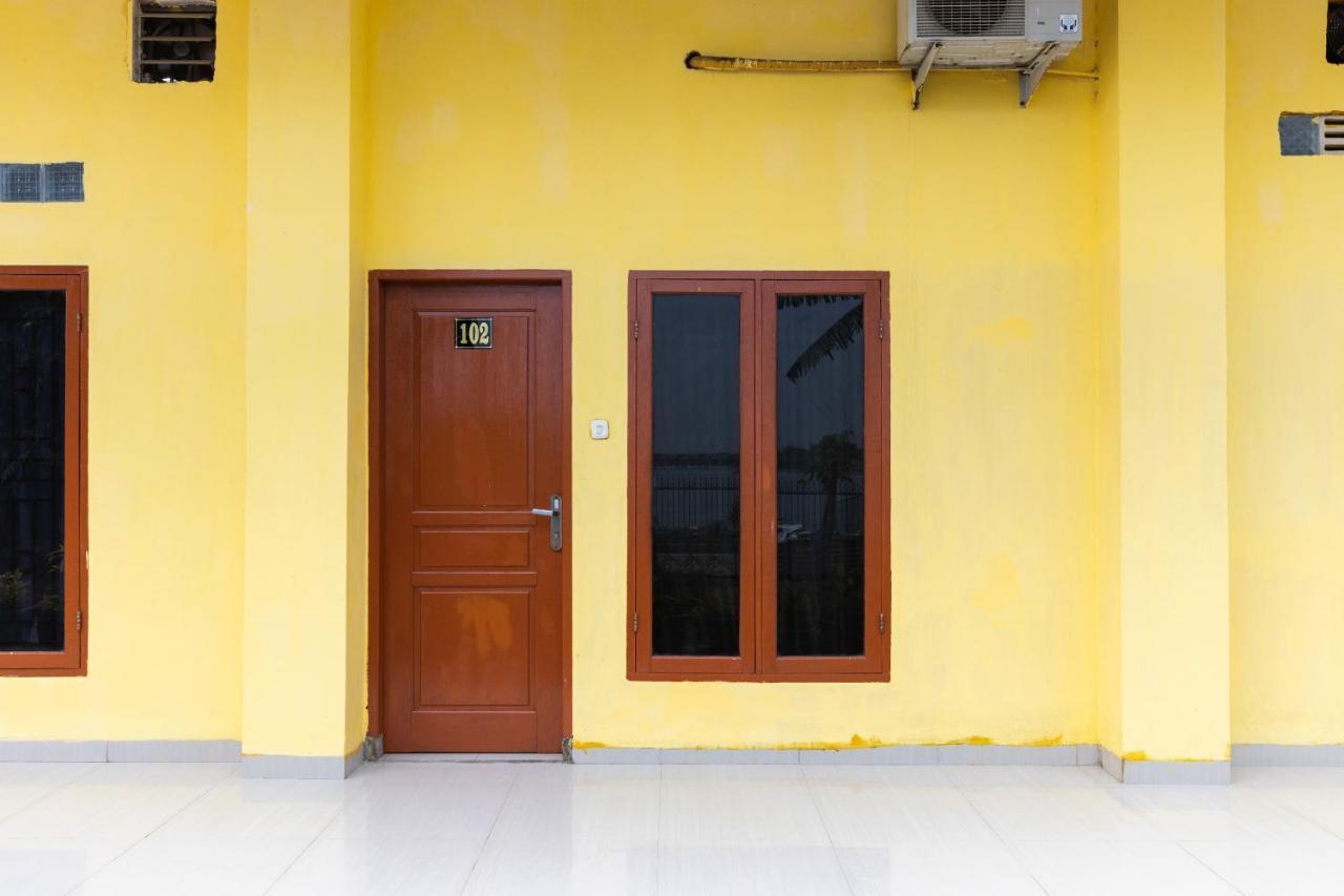 Spot On Oyo 1988 Seril Syariah Makassar